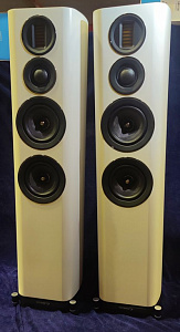 Напольная акустическая система  Wharfedale EVO 4.4