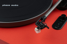 Проигрыватель виниловых дисков Phaze Audio Diana Цвет: Красный [Valkyrian red]