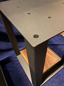 Напольная подставка для АС Wharfedale Linton Stand Цвет: ОРЕХ [ANTIQUE WALNUT]