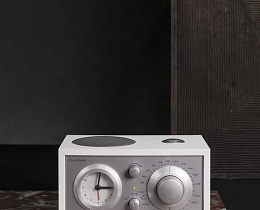Радиоприемник с часами Tivoli Model Three BT