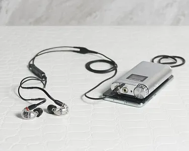 Внутриканальные наушники Shure SE53BACL+UNI-EFS Внутриканальные наушники Shure SE53BACL+UNI-EFS